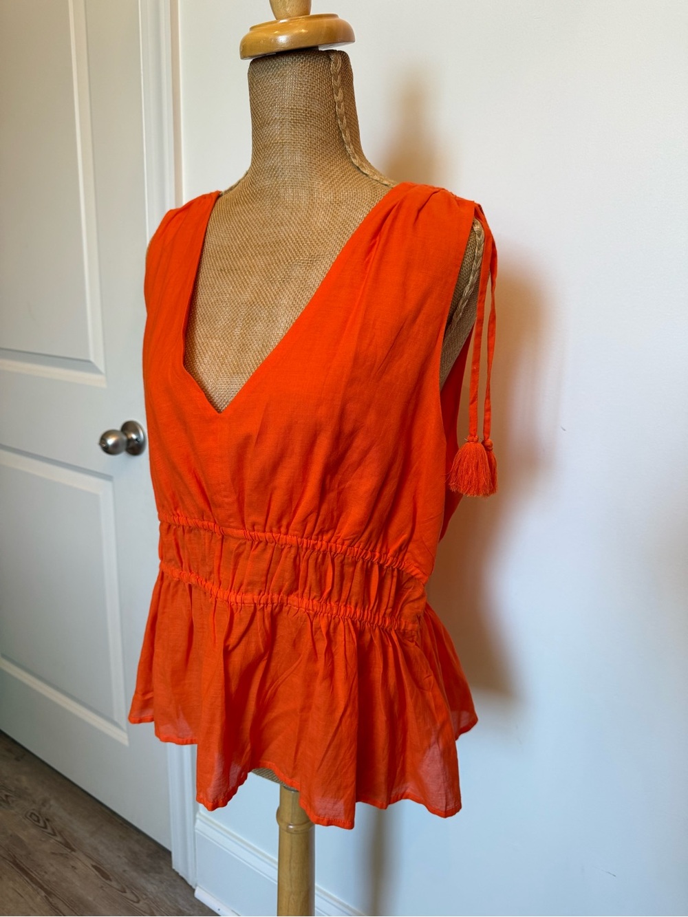 JCrew Sleeveless V-Neck Peplum Top 🍊 TENNESSEE Orange Sz L